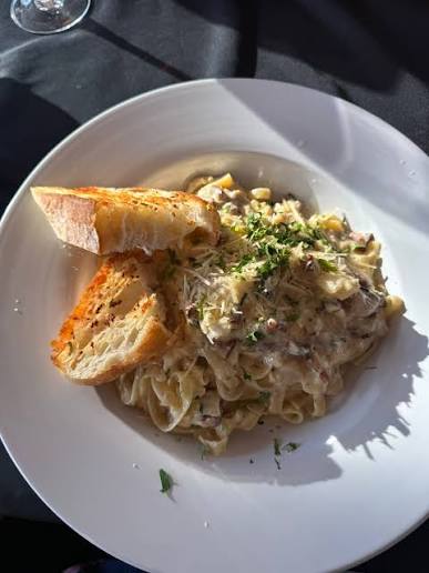 Original Jack's Country Kitchen signature dishes Fettuccine Alfredo
Chicken Parmigiana
Manzo Al Marsala